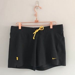 Nike 10//2 Shorts 4” in Black • M